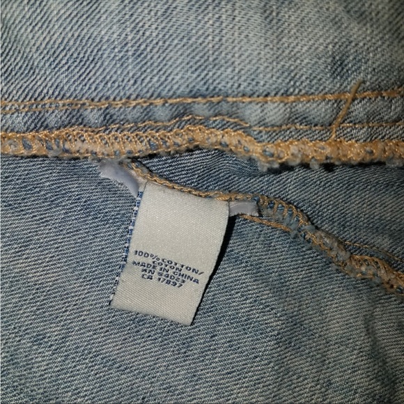 🌟 Adorable denim jacket 🌟 - Picture 4 of 6